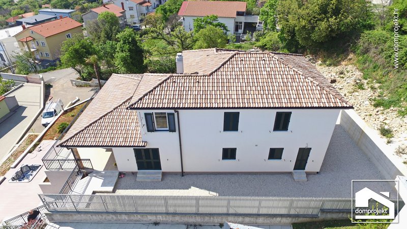 High-quality two-storey prefab house in Kostrena Sveta Lucija