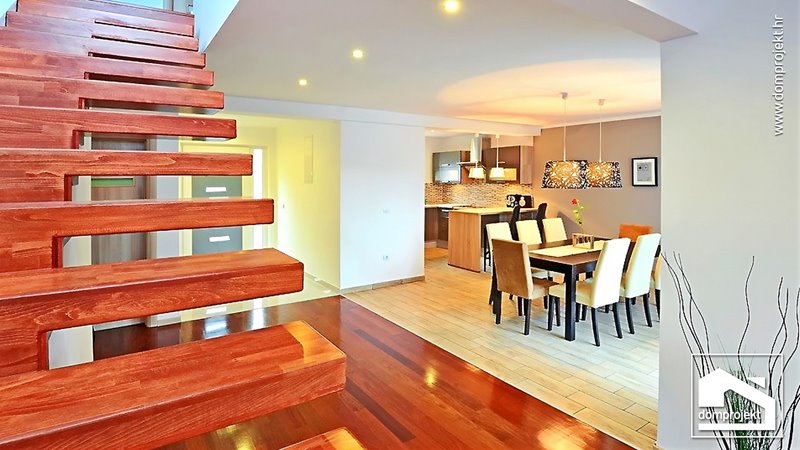 High-quality two-storey prefab house in Lovran
