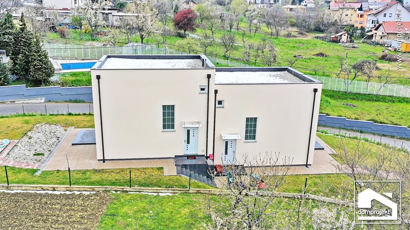 High-quality two-storey prefab house in Zagreb