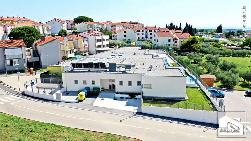 Contemporary prefab kindergarten in Tar