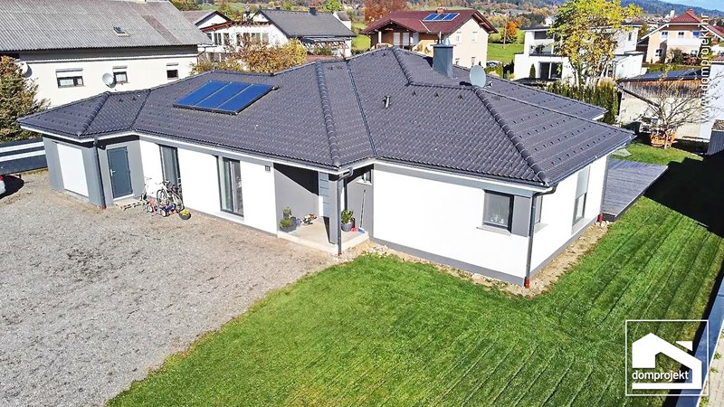 Modern prefab house in Gassing
