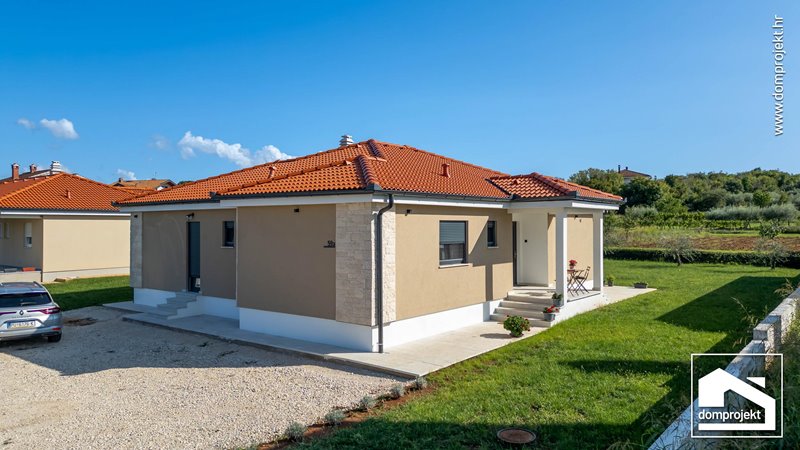 Contemporary prefab bungalow in Krunčići