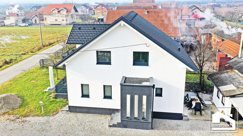 Energy-efficient prefab house with attic in Petrovina Turopoljska