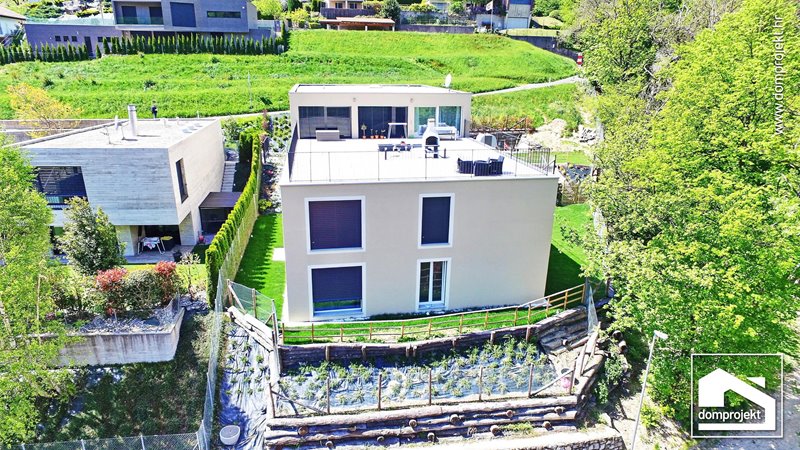 Family prefab house in Mendrisio
