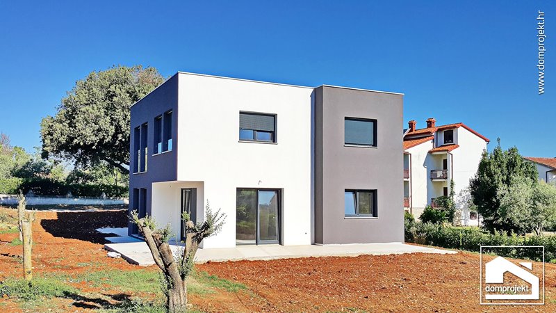 Contemporary prefab house in Štinjan