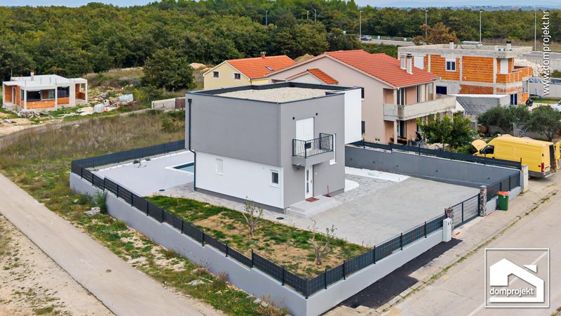 Modern prefab house in Zadar