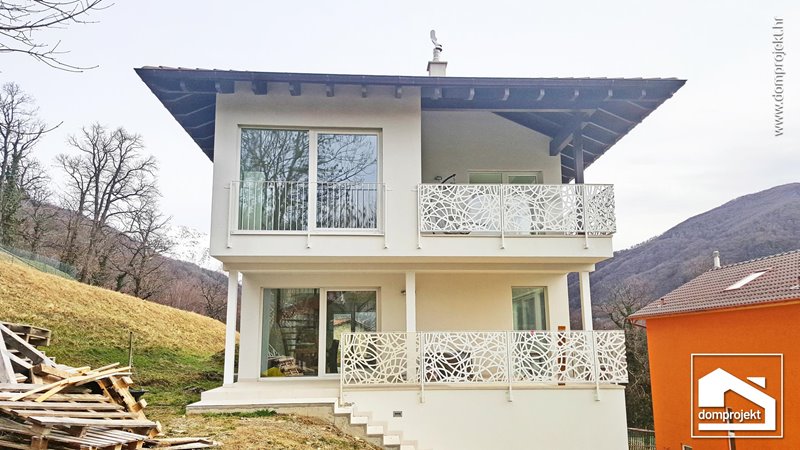 Modern two-storey prefab house in Bidogno