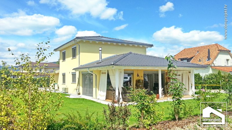 Modern two-storey prefab house in Courrendlin