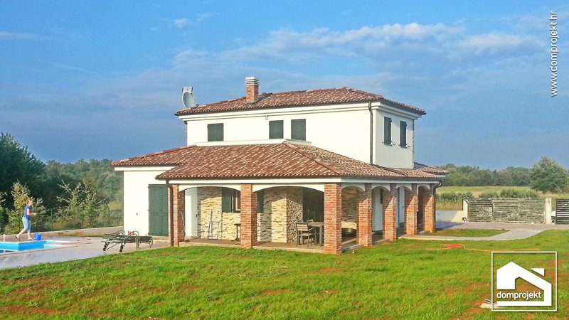 Modern two-storey prefab house in Fuškulin