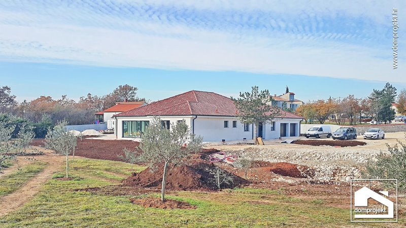 Modern prefab bungalow in Hrboki