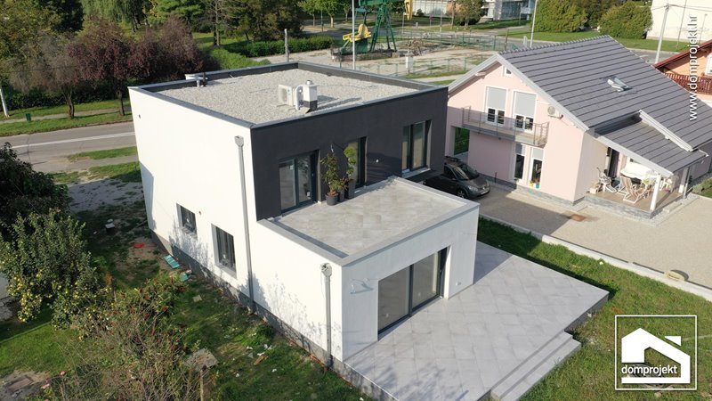 Modern two-storey prefab house in Ivanić-Grad