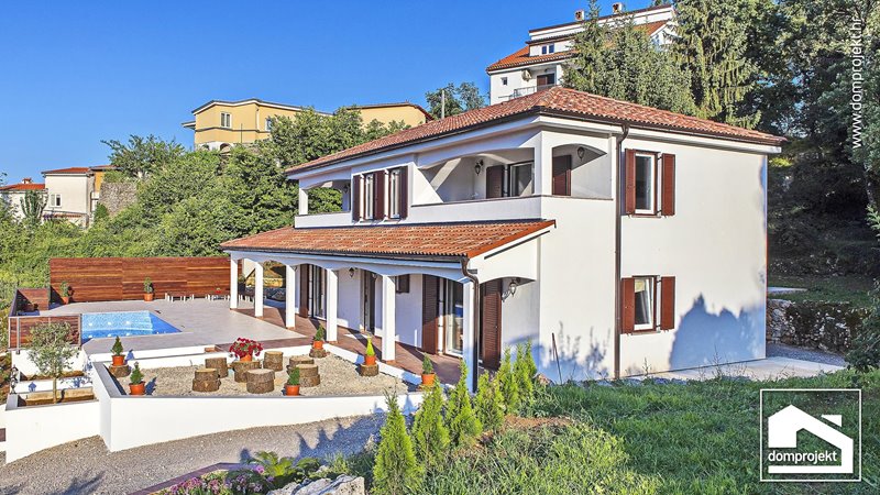 Prefab house with pool in Lovran