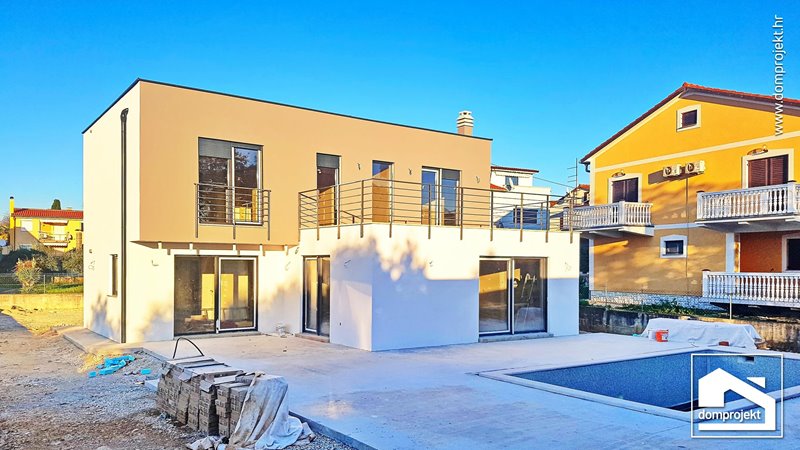 Prefab house with pool in Medulin