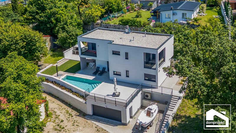 Prefab house with pool in Omišalj