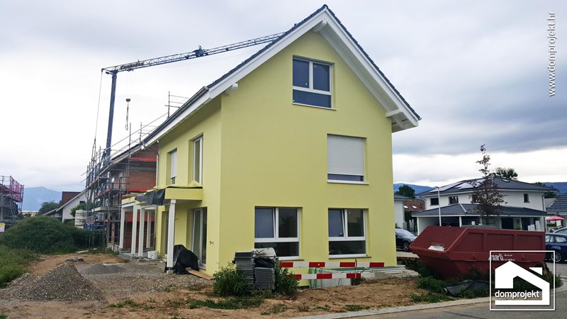 Modern prefab house with attic in Subingen