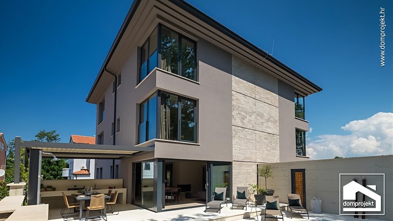 Prefab house with pool in Umag