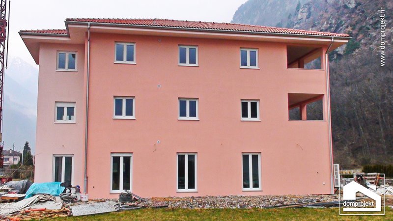 Prefab multi-family building in Biasca