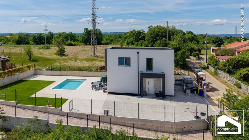 Modern prefab house in Nedešćina