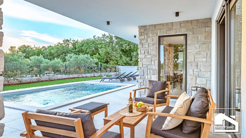 Modern prefab house with pool in Buje