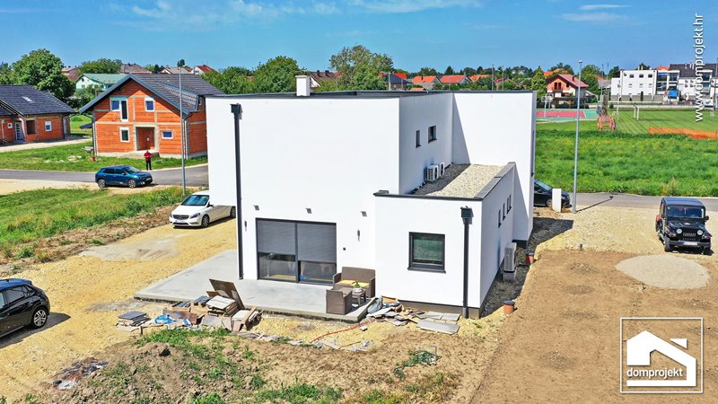 Contemporary prefab house in Donji Kraljevec