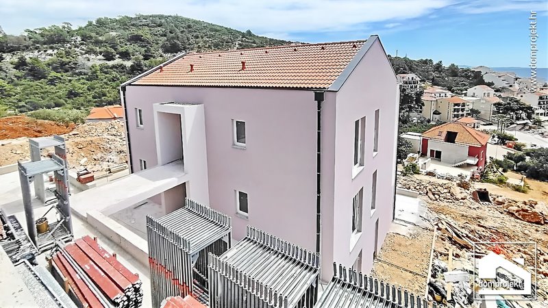Contemporary prefab house in Hvar