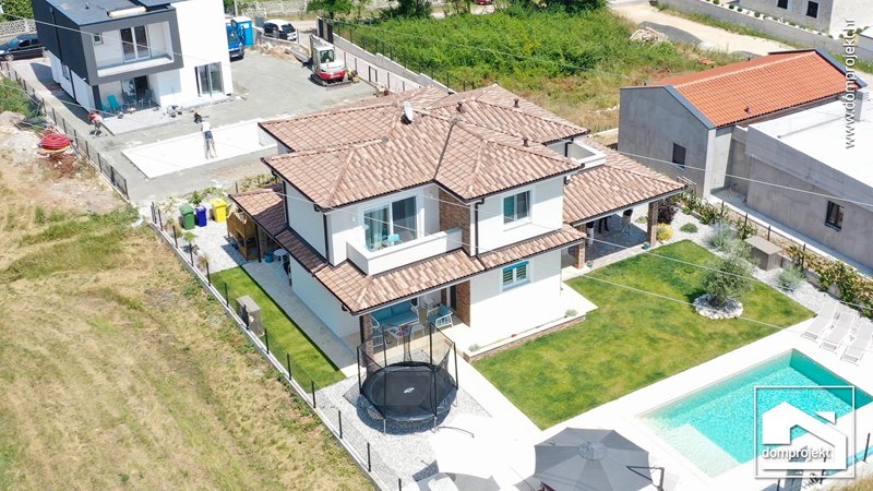 Modern prefab house in Nedešćina