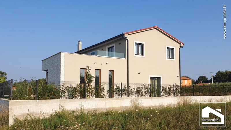 Contemporary prefab house in Nova Vas