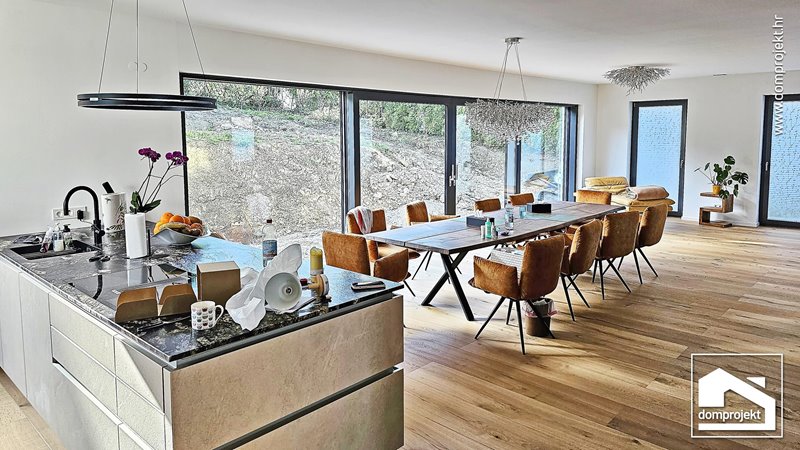 Contemporary prefab house in Reutlingen