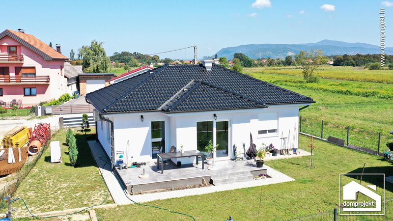 Contemporary prefab house in Sveta Nedelja