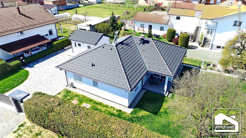 Contemporary prefab house in Velika Gorica