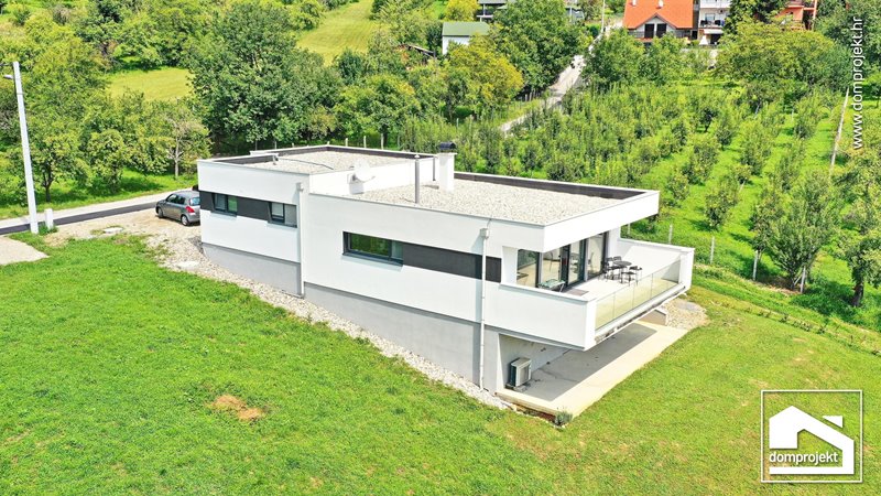 Contemporary prefab house in Zagreb