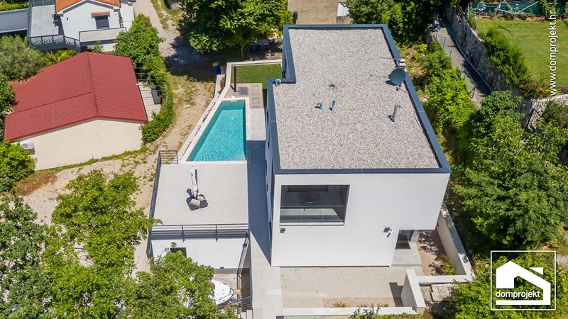 Contemporary prefab house in Omišalj
