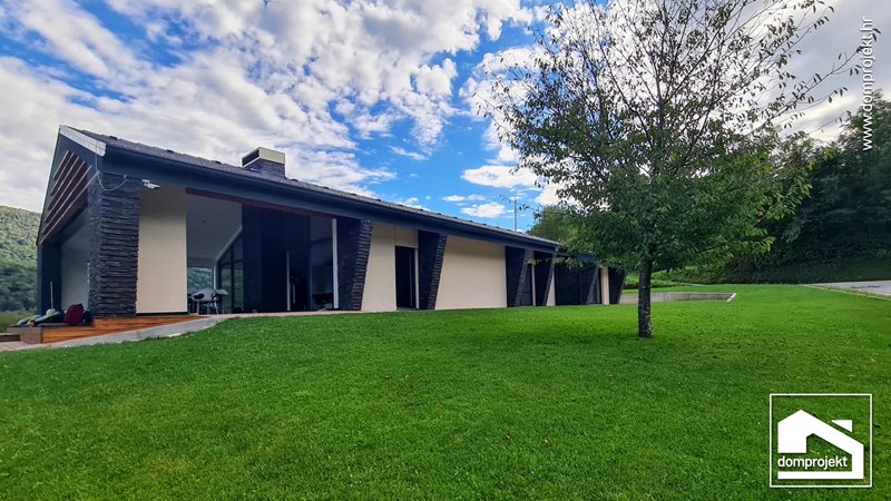 Contemporary prefab bungalow in Bodrež