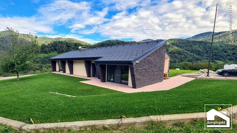Prefab house in Bodrež