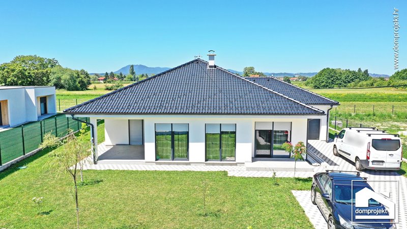 Prefab house in Donji Stupnik