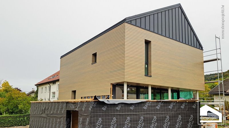 Contemporary prefab house with attic in Fellbach
