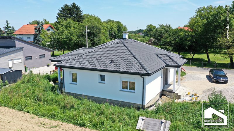 Contemporary prefab bungalow in Gornji Stupnik