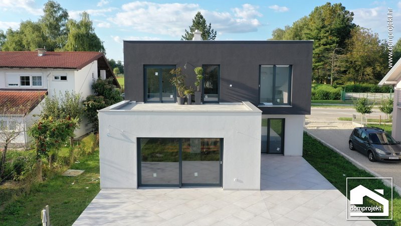 Prefab house in Ivanić-Grad