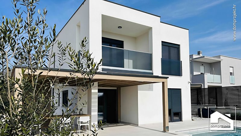 Prefab house in Karigador