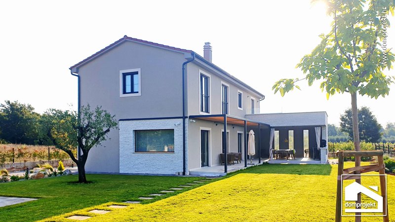 Prefab house in Nova Vas