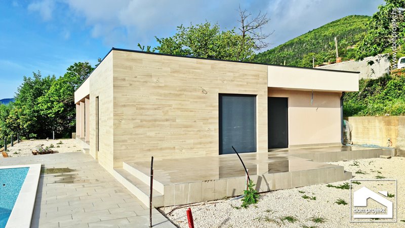 Modern prefab house in Poljane