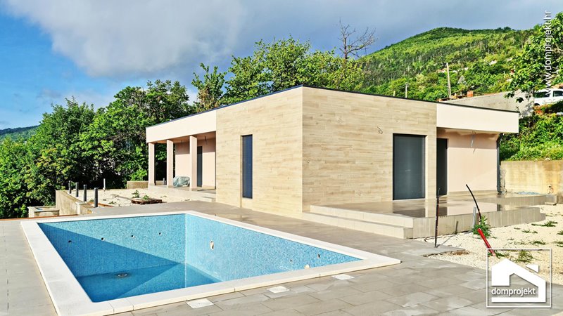 Prefab house in Poljane