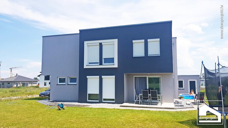 Prefab house in Rosenfeld