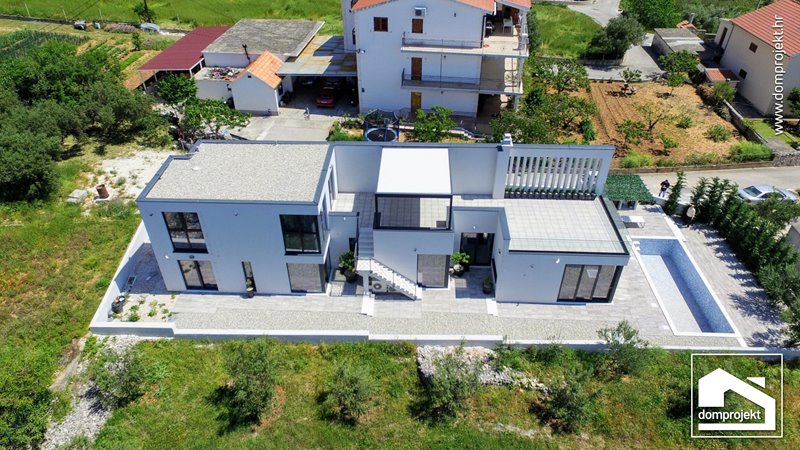 Modern prefab house in Seget Vranjica