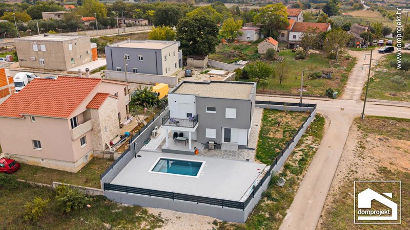 Prefab house in Zadar