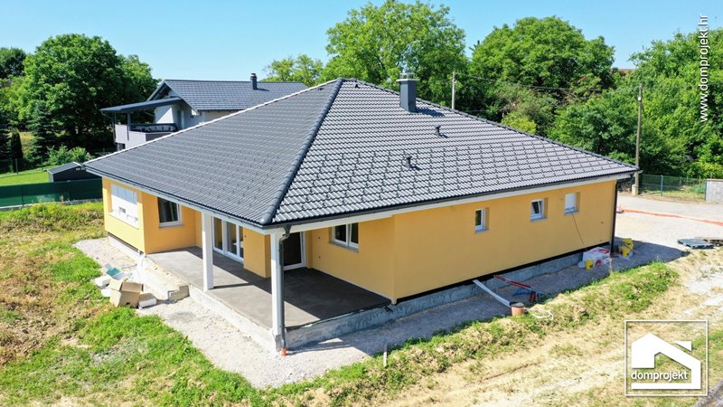 Contemporary prefab bungalow in Zagreb