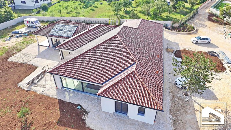 Energy-efficient prefab house in Hrboki