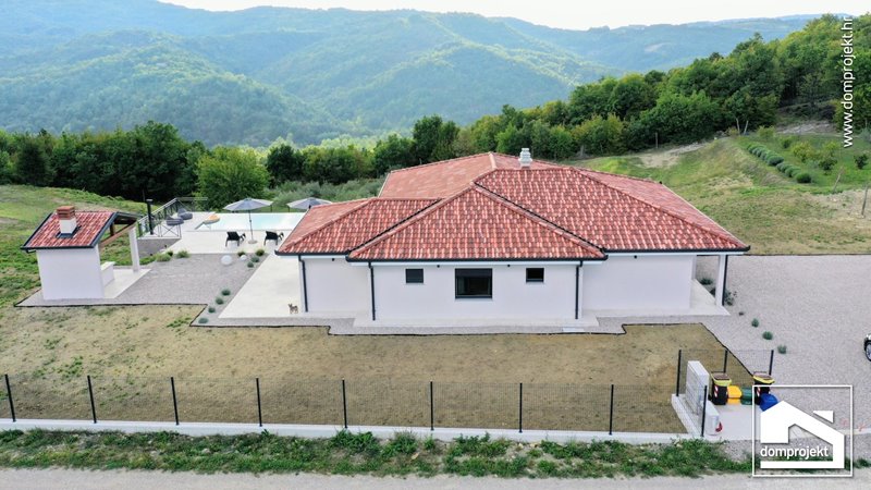Contemporary prefab house in Hum