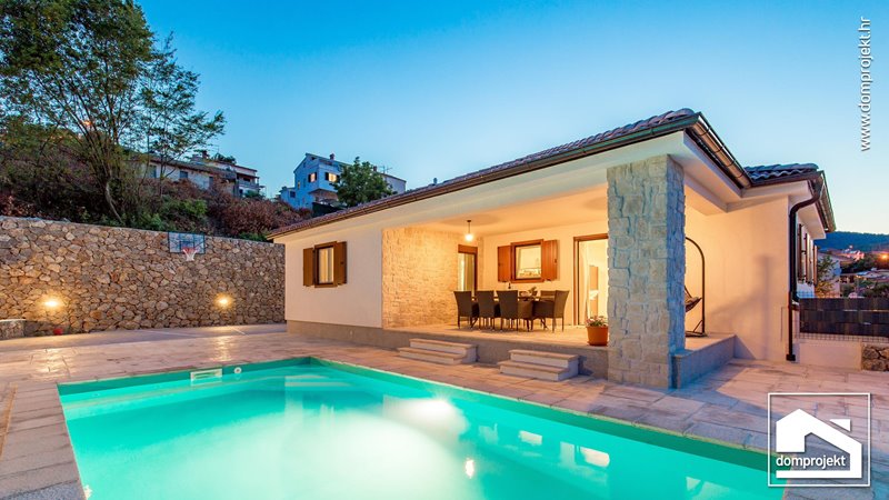 Contemporary prefab house in Pobri