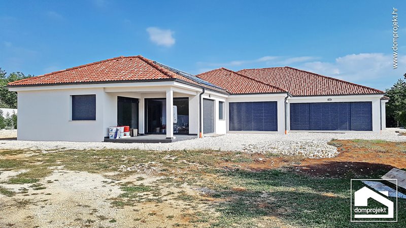 Modern prefab house in Hrboki